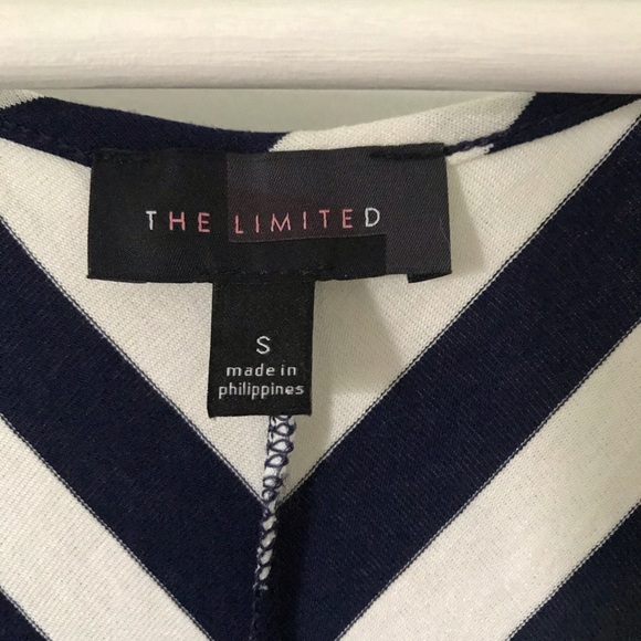 EUC Limited Blue and White Chevron Maxi Dress - Picture 3 of 6